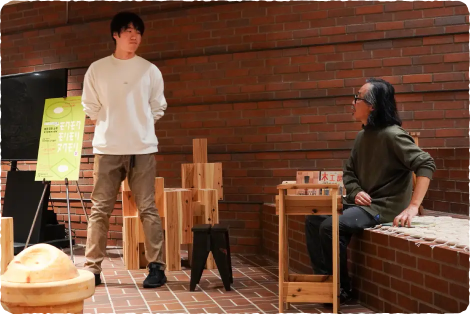 三野 佑己「杉板Aスツール​」 イメージ写真